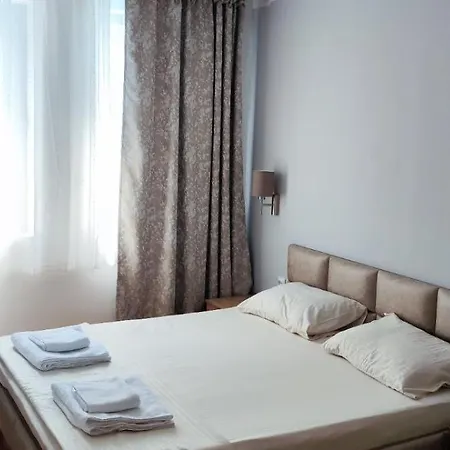 Apartment влас етъра1